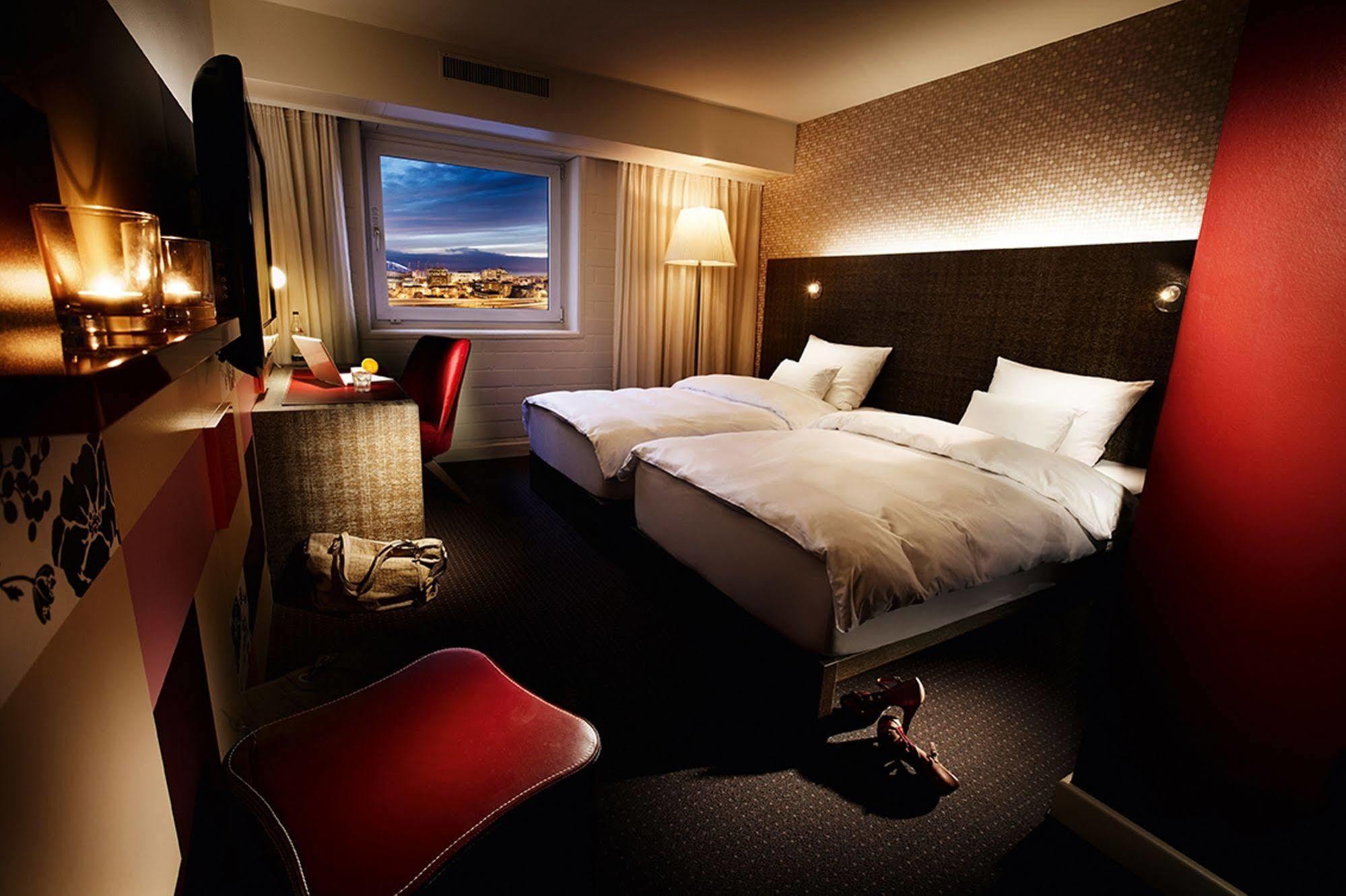 Courtyard By Marriott Berlin Teltow Otel Oda fotoğraf